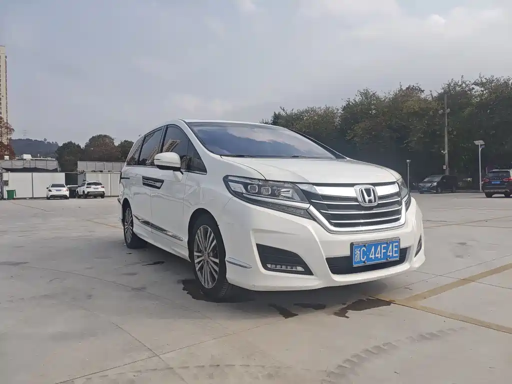 Alison 2016 2.4L Classic Edition купить на сайте DeffCars