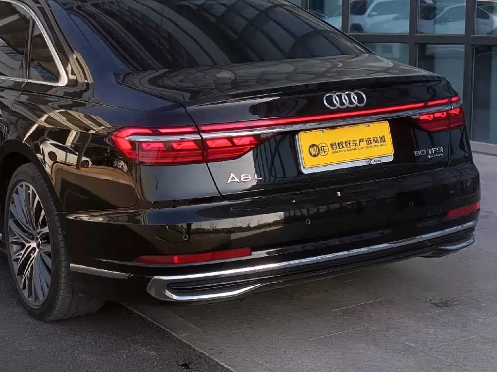 Audi A8 2023 A8L 50 TFSI quattro Premium Selection купить на сайте DeffCars