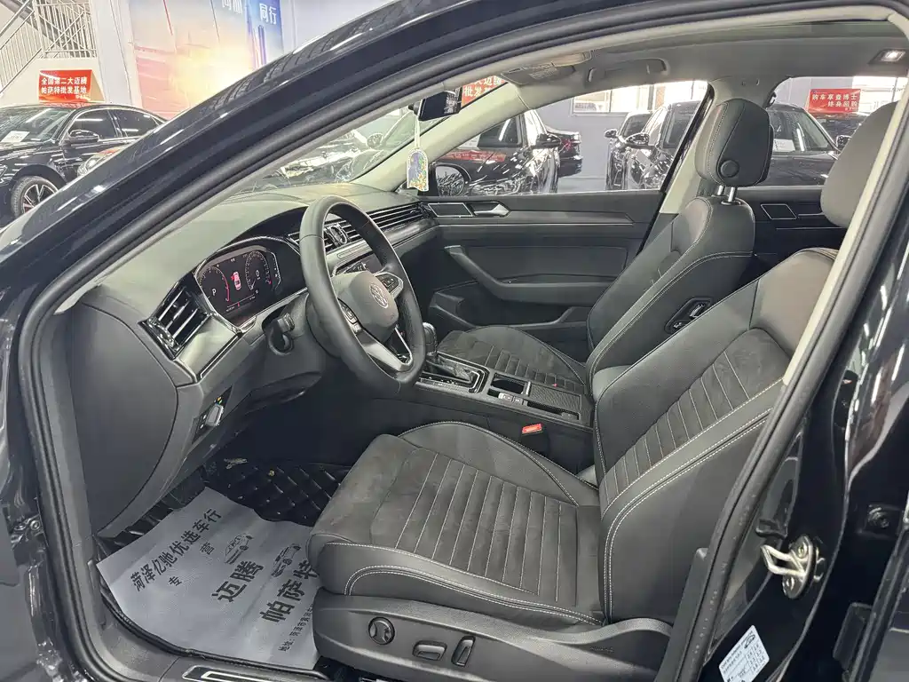 Magotan 2021 330TSI DSG 30th Anniversary Edition купить на сайте DeffCars