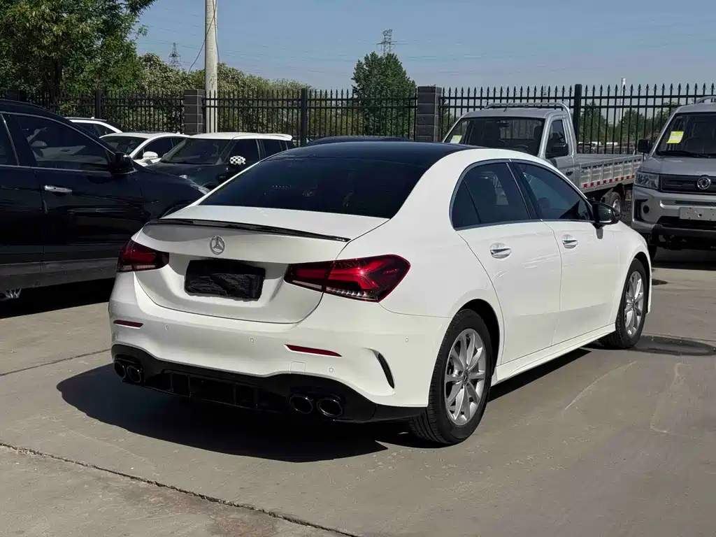 Mercedes-Benz A-Class 2020 Facelift A 200 L Sports Sedan Fashionable купить на сайте DeffCars