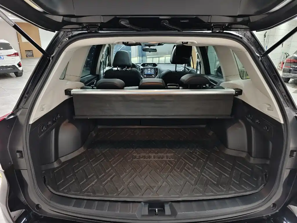 Forester 2022 2.0i AWD Deluxe Edition EyeSight купить на сайте DeffCars