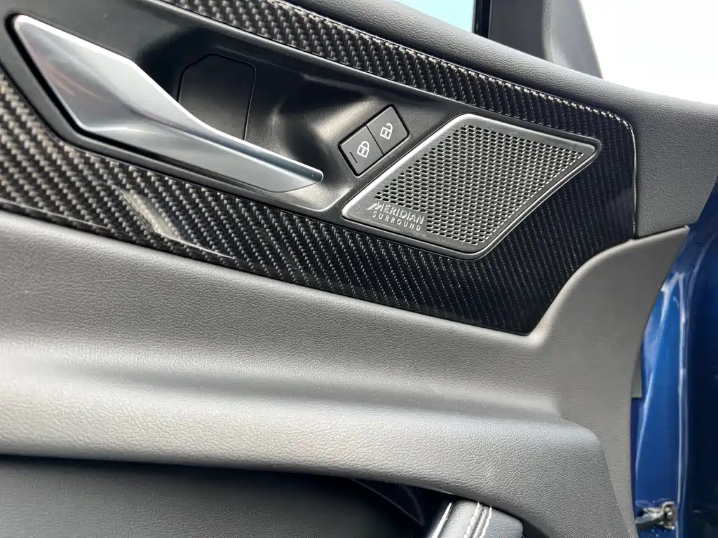 Jaguar XEL 2021 2.0T 250PS R-DYNAMIC SE Technology Sports Edition купить на сайте DeffCars
