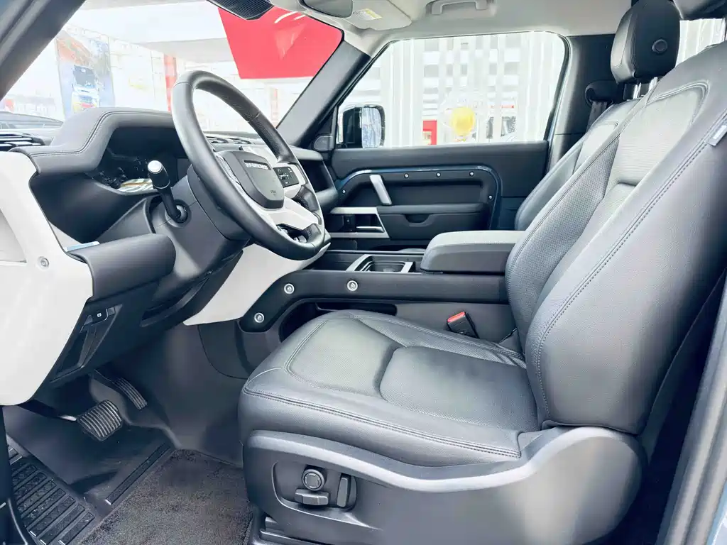 Land Rover Defender 2024 90 2.0T P300 S купить на сайте DeffCars