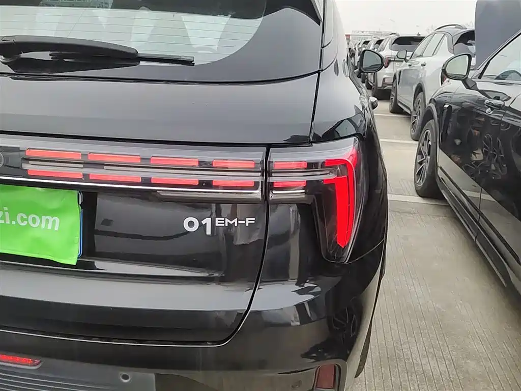 Lynk & Co 01 2023 1.5TD EM-F PM купить на сайте DeffCars