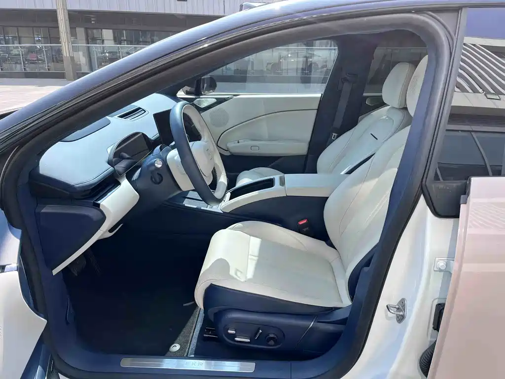 Jikrypton 007 2025 rear-wheel drive smart driving version 75kWh купить на сайте DeffCars