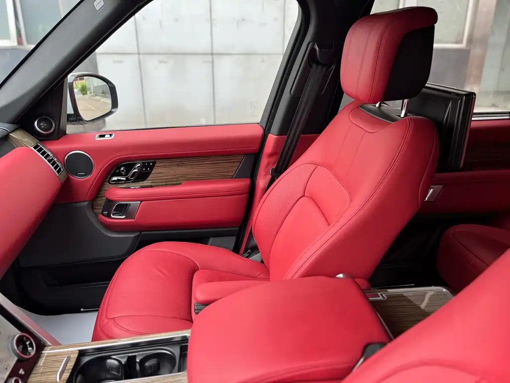 Range Rover 2019 3.0 SC V6 Legendary Extended Edition купить на сайте DeffCars