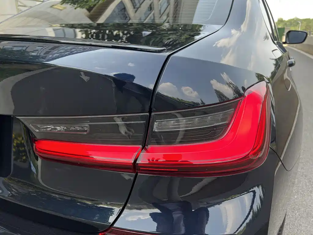 BMW 3 Series 2021 325i M Sports Night Package купить на сайте DeffCars