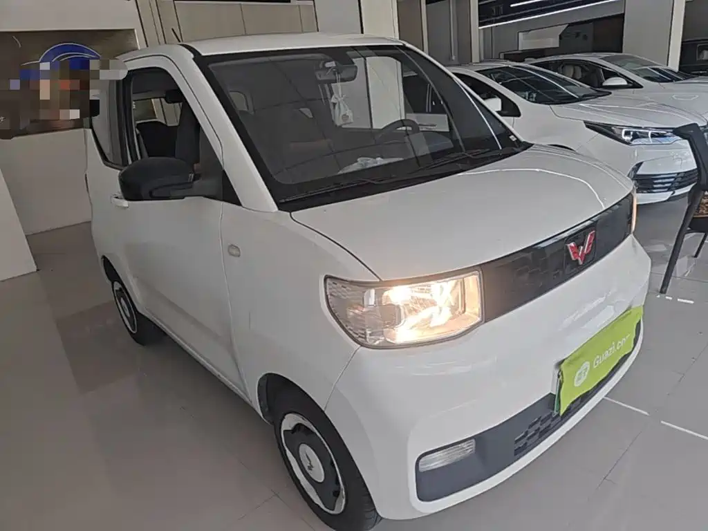 Hongguang MINIEV 2022 Relaxed Lithium Iron Phosphate купить на сайте DeffCars
