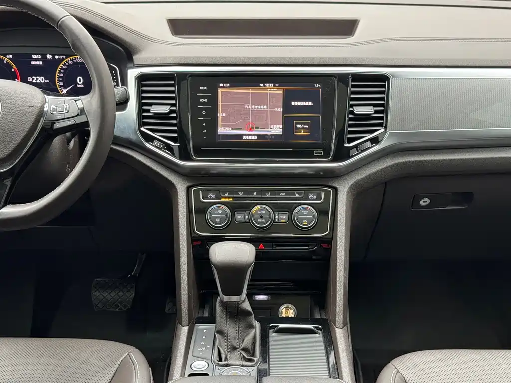 Touron 2020 facelift 380TSI four-wheel drive luxury version купить на сайте DeffCars