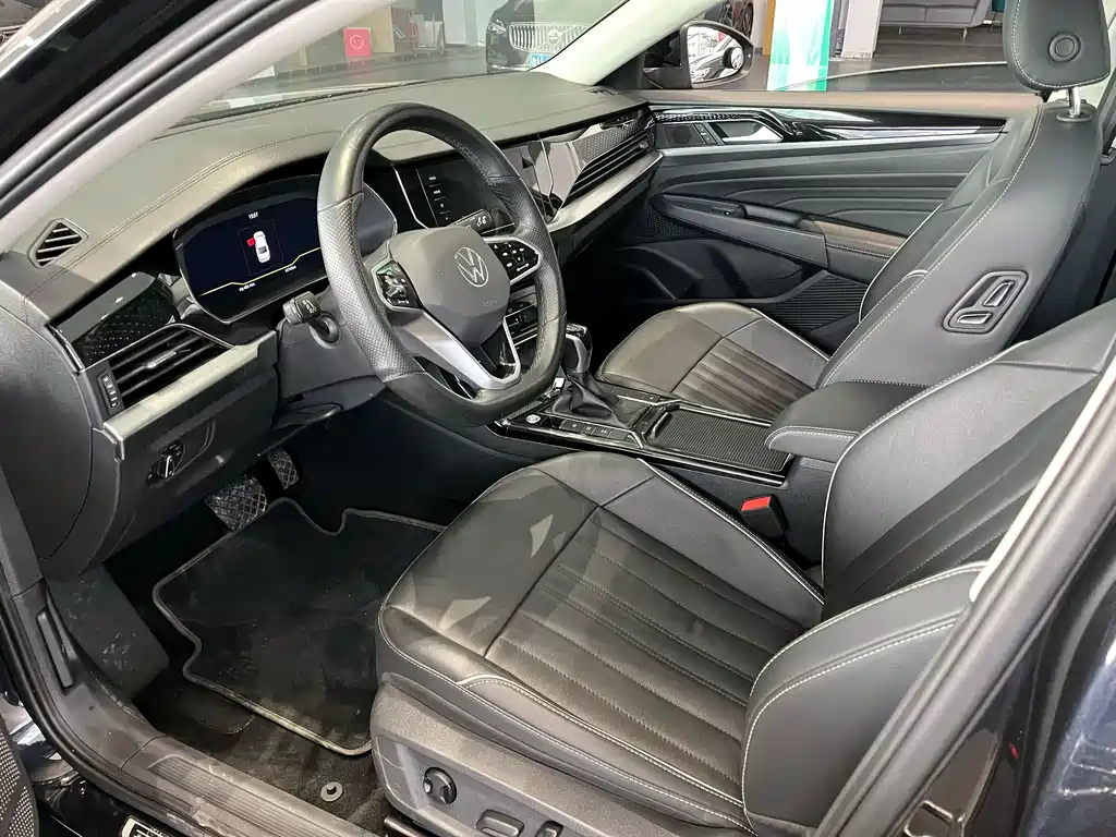 Passat 2023 330TSI Starry Sky Elite Edition купить на сайте DeffCars