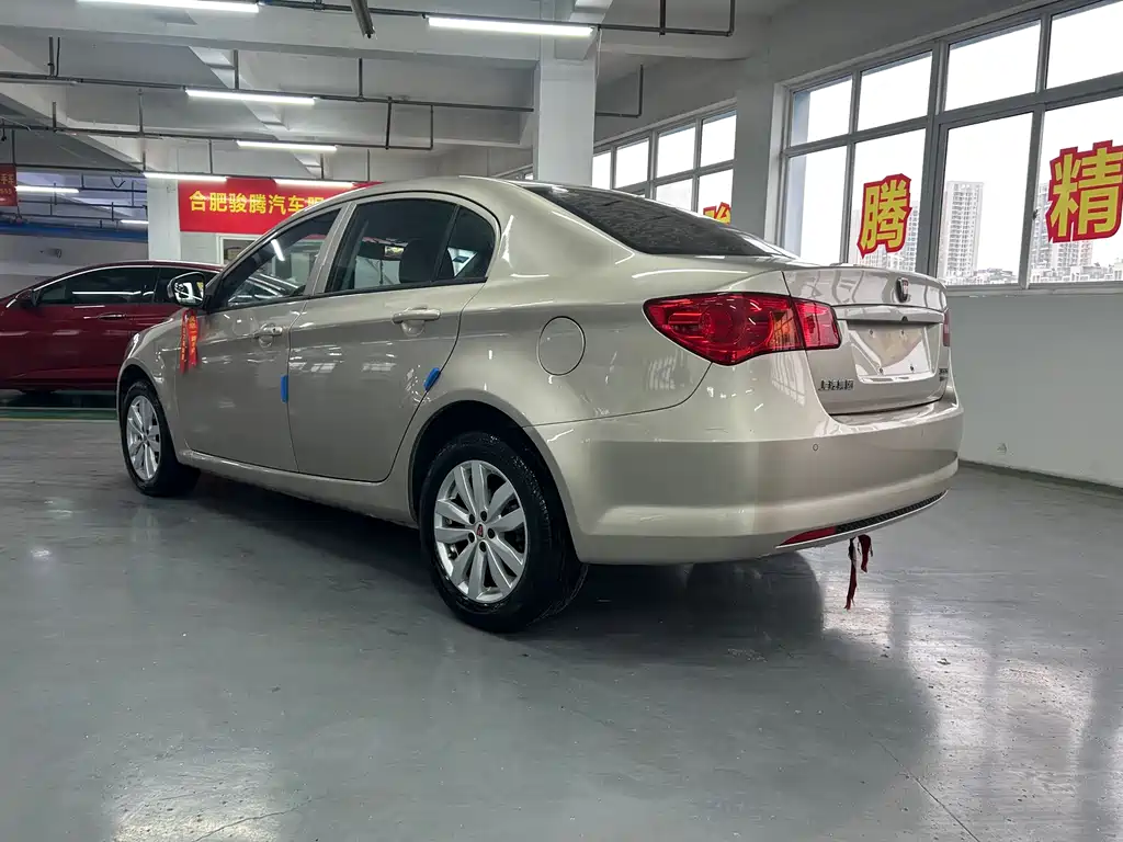 Roewe 350 2015 1.5L automatic exclusive version купить на сайте DeffCars