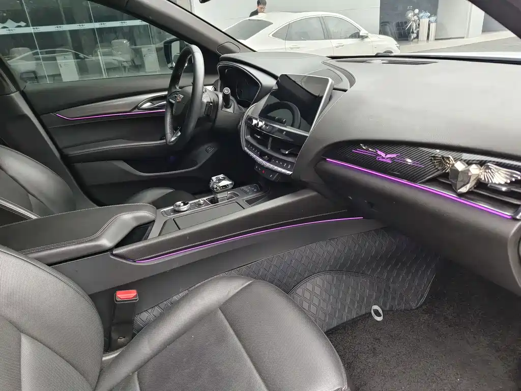Cadillac CT5 2021 28T luxury model купить на сайте DeffCars