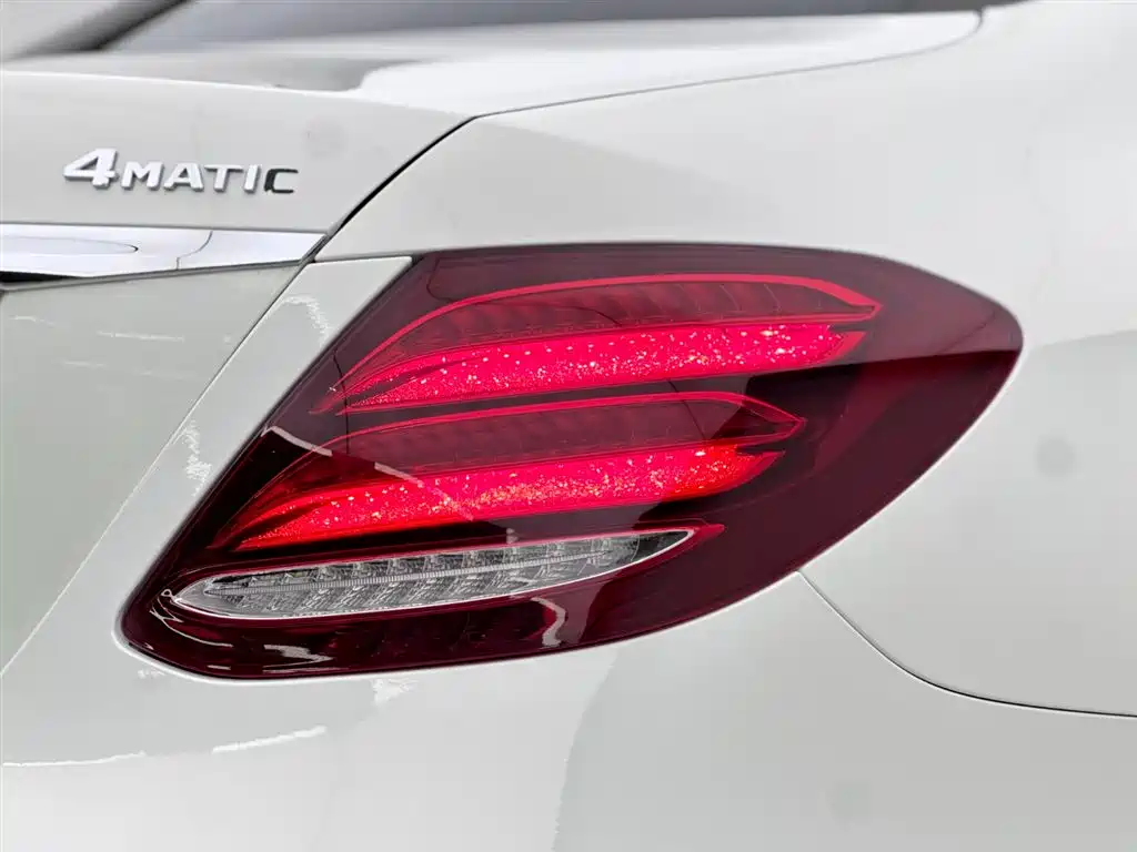 Mercedes-Benz E-Class 2017 E 200 Sports 4MATIC купить на сайте DeffCars