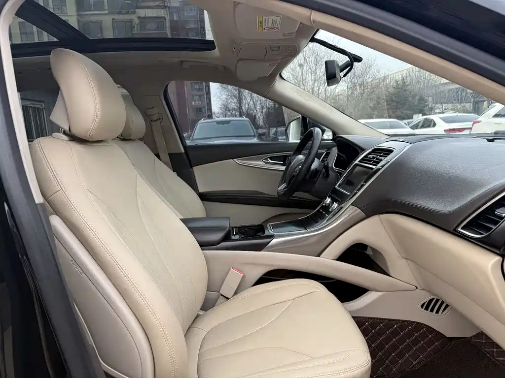 Lincoln MKX 2015 2.0T 2WD Exclusive Edition купить на сайте DeffCars