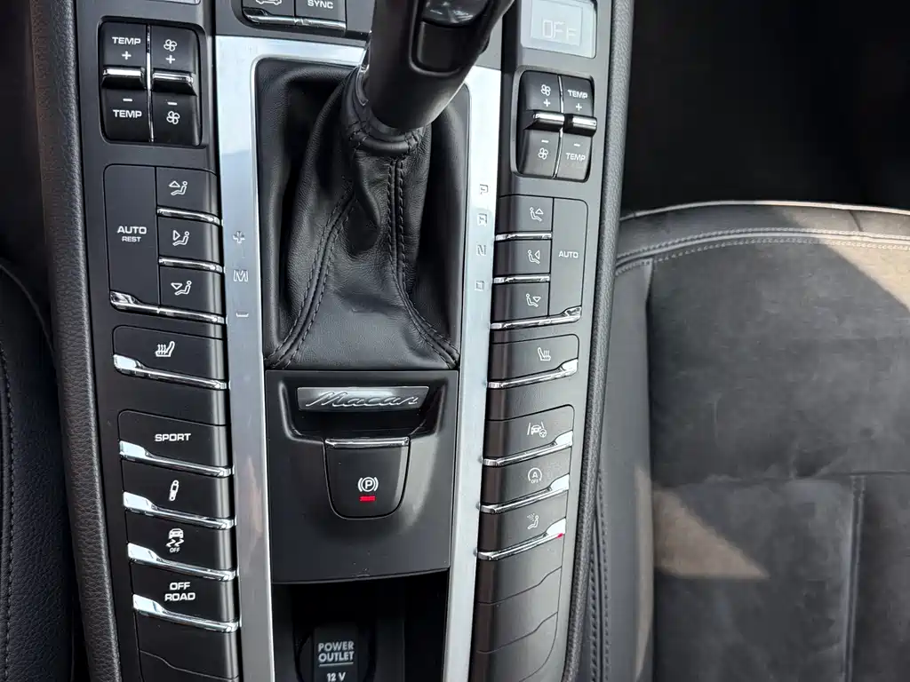 Macan 2018 Macan 2.0T купить на сайте DeffCars
