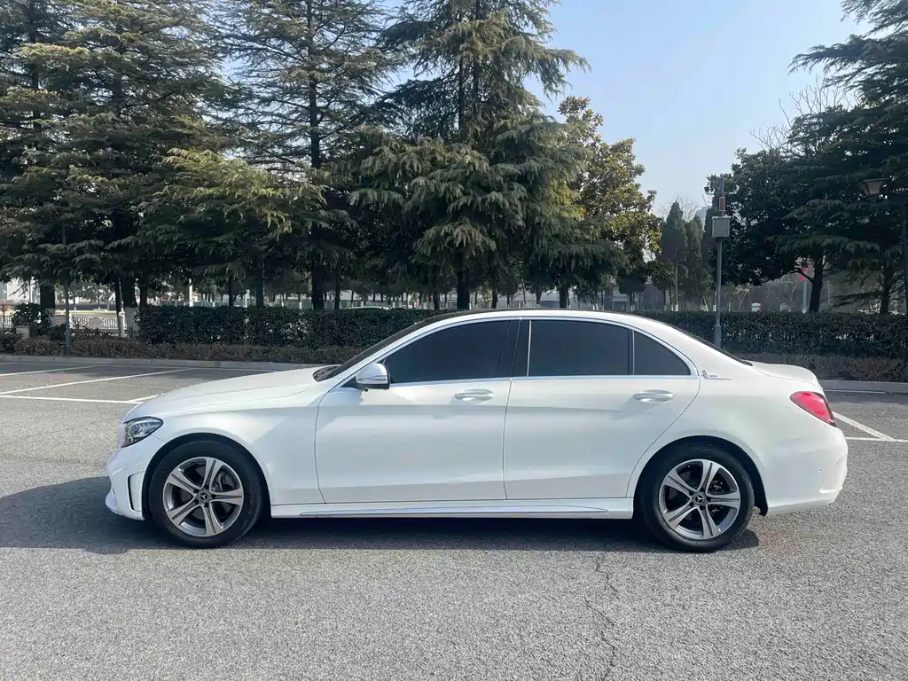Mercedes-Benz C-Class 2019 C 260 L Sports Edition купить на сайте DeffCars