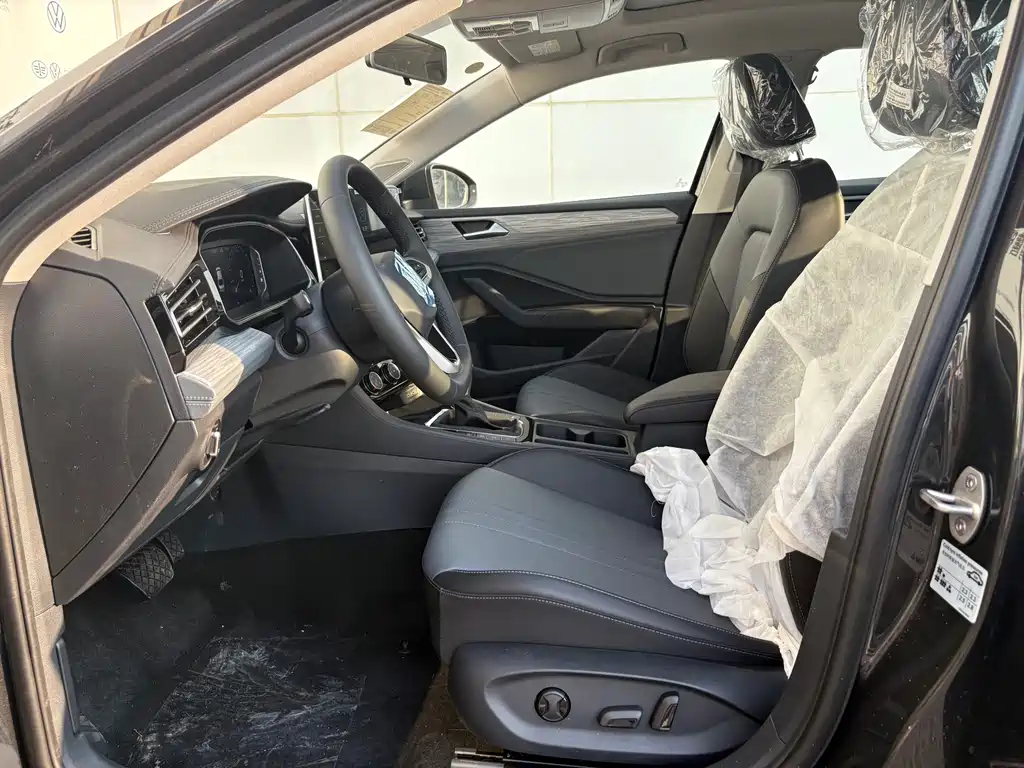 SAGITAR 2026 model 30 million units selected 300TSI DSG transcendent version купить на сайте DeffCars