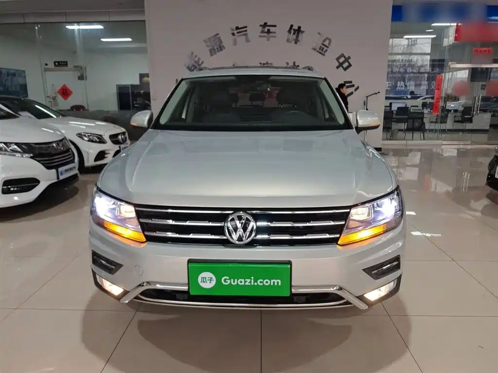 Tiguan L 2019 facelift 330TSI automatic two-wheel drive smart luxury version National VI купить на сайте DeffCars