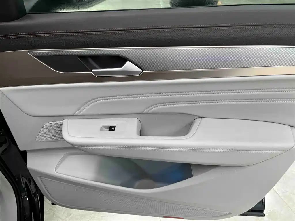 Lanxun 2023 380TSI four-wheel drive R-Line cruise version купить на сайте DeffCars