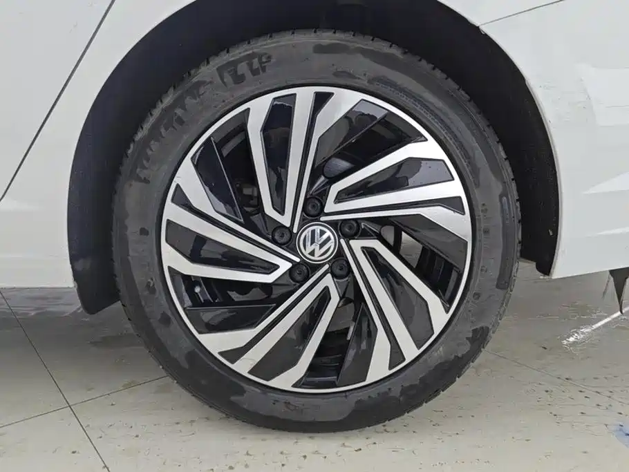 2022 SAGITAR 280TSI DSG Flying Edition купить на сайте DeffCars