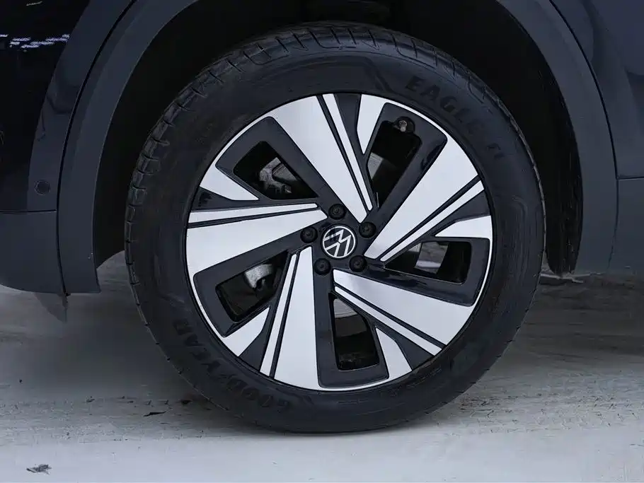Touron 2022 380TSI four-wheel drive luxury version купить на сайте DeffCars