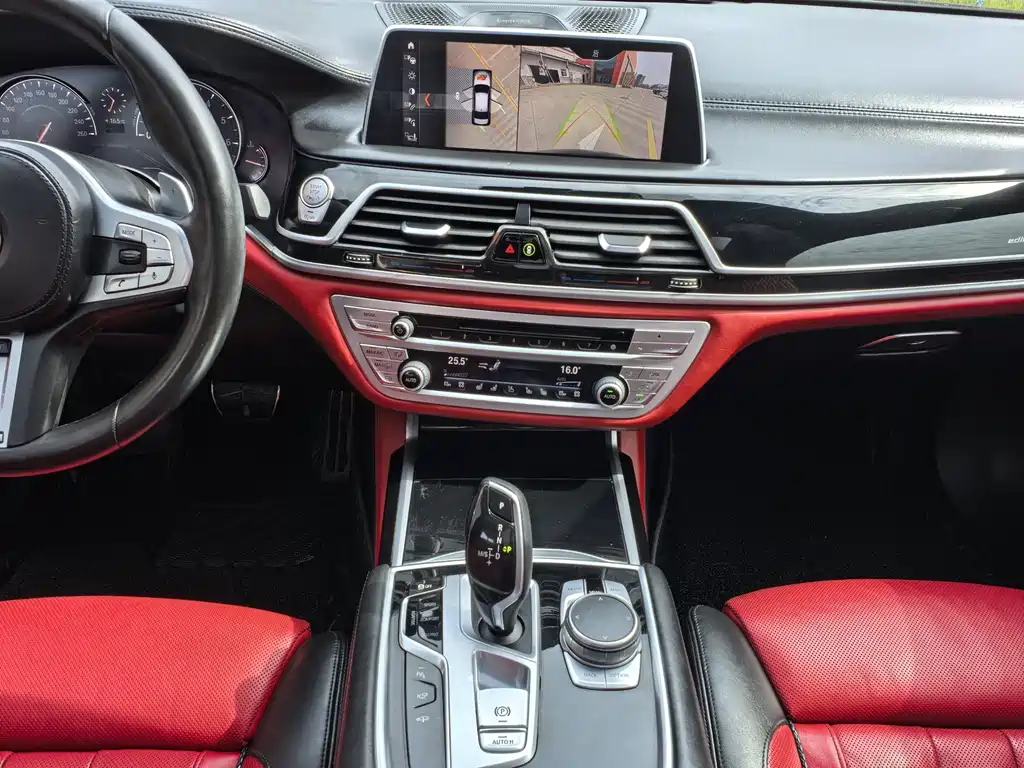 BMW 7 Series 2018 740Li xDrive Exclusive M Sports Package Black Flame Edition купить на сайте DeffCars