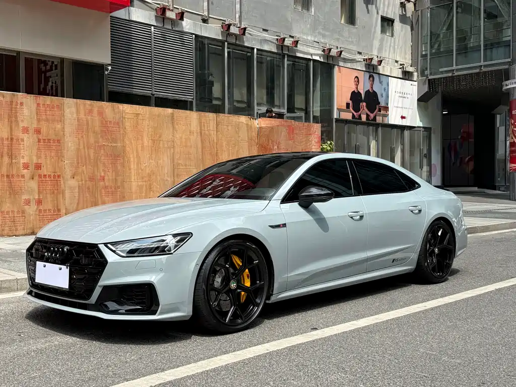 Audi A7L 2024 45 TFSI quattro RS package racing version купить на сайте DeffCars