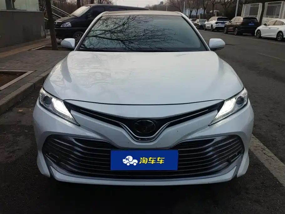 Camry 2019 facelift 2.5G Deluxe Edition купить на сайте DeffCars