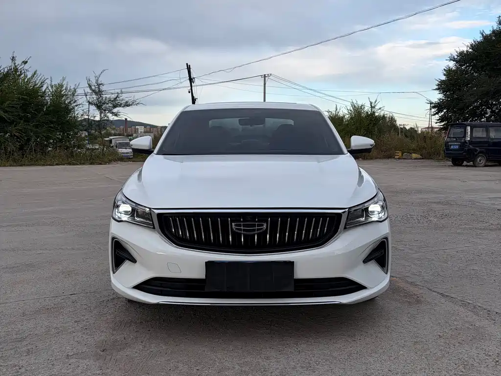 Emgrand 2022 4th generation 1.5L CVT flagship model купить на сайте DeffCars