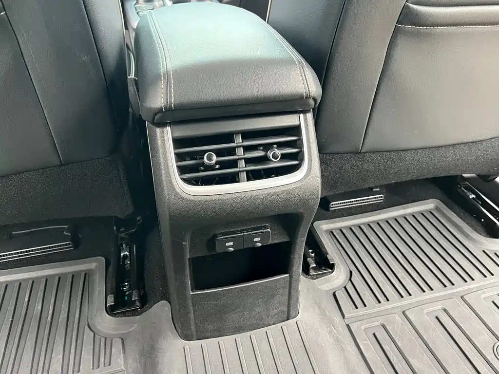 Tank 300 2021 Off-Road Version 2.0T Conqueror купить на сайте DeffCars