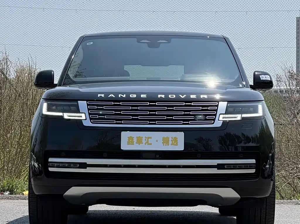 Range Rover 2024 3.0 L6 400PS Genesis Extended Edition купить на сайте DeffCars