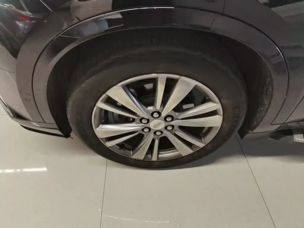 Cadillac XT6 2020 facelift 28T six-seat luxury model купить на сайте DeffCars