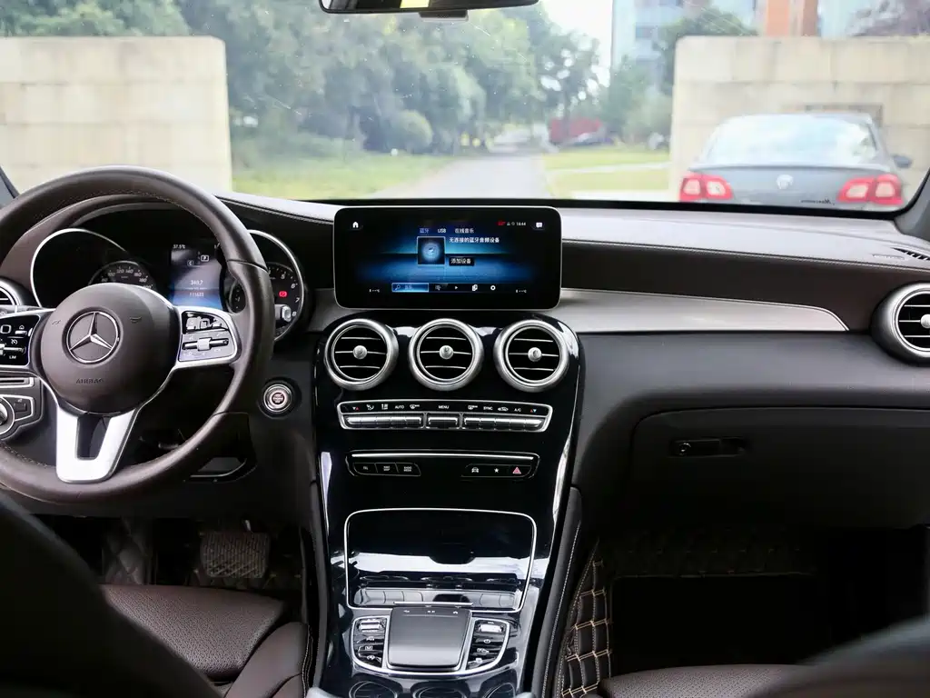 Mercedes GLC 2020 260 L 4MATIC Dynamic купить на сайте DeffCars