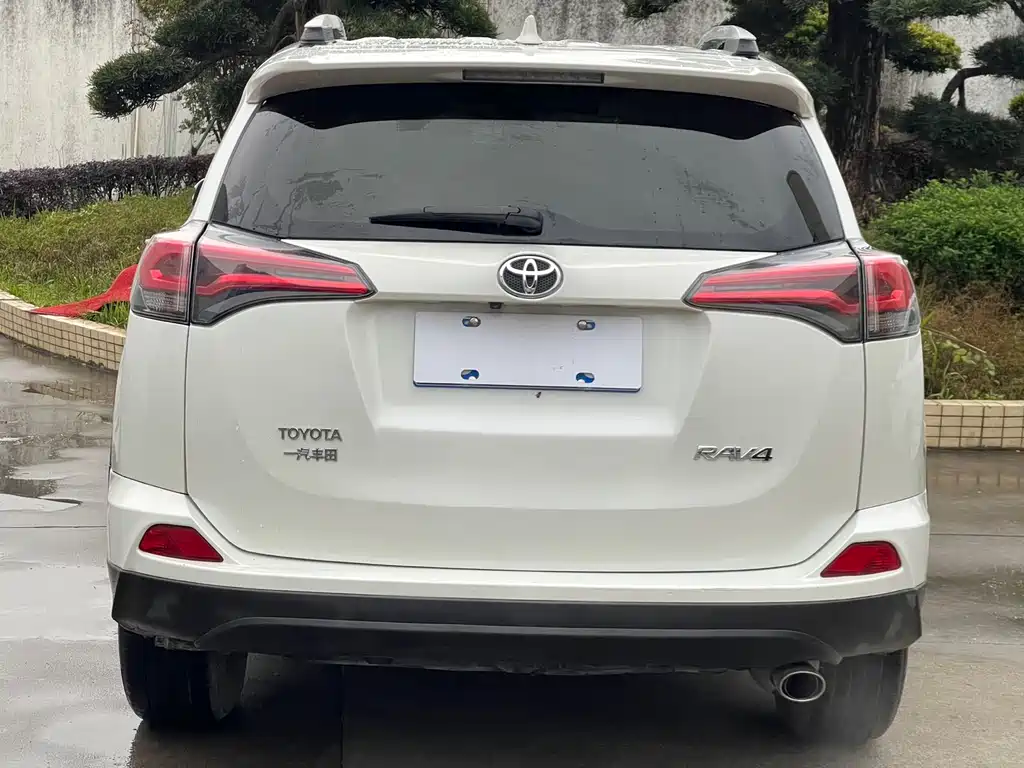 RAV4 Rongfang 2016 2.0L CVT two-wheel drive fashion version National V купить на сайте DeffCars