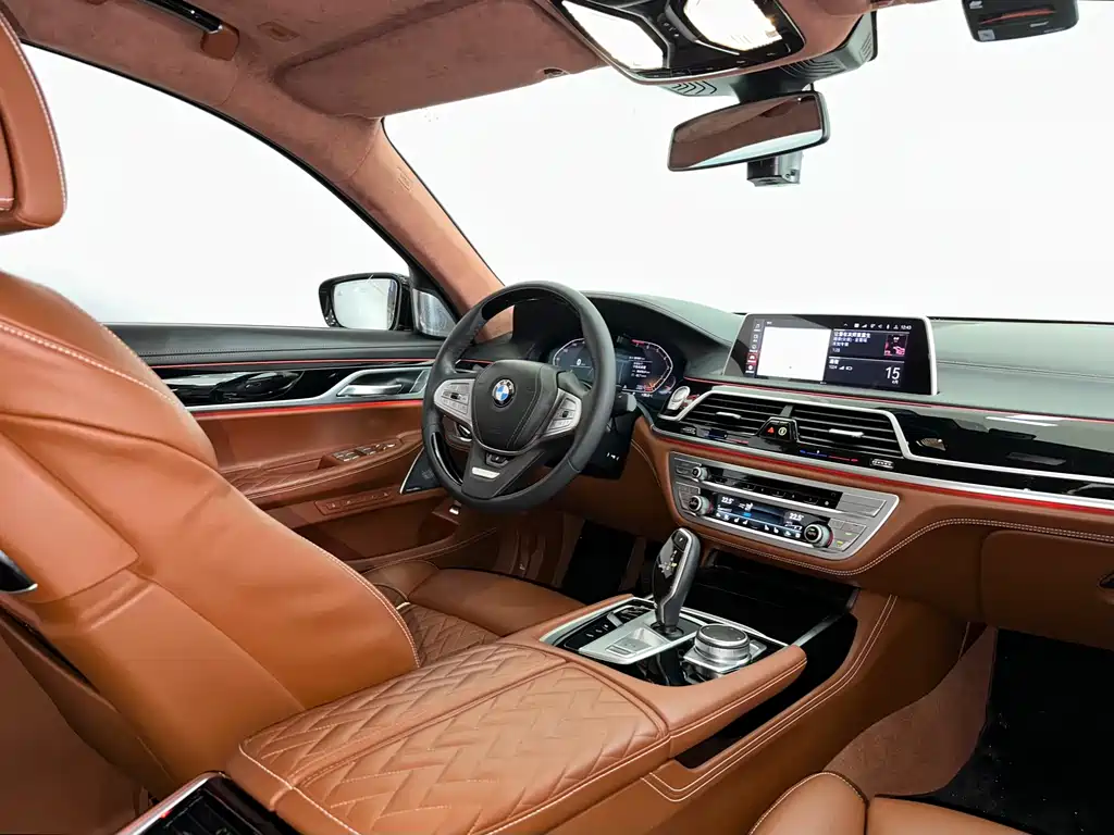 BMW 7 Series 2022 740Li xDrive Executive Luxury Package купить на сайте DeffCars