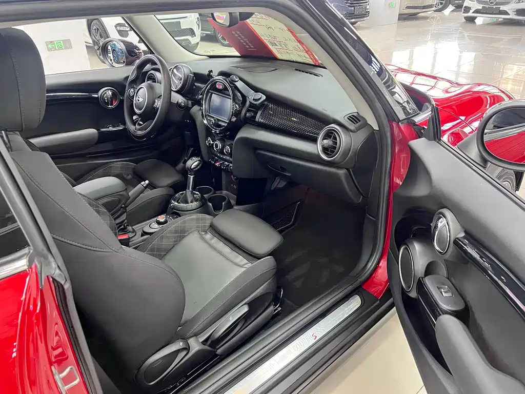 MINI 2014 2.0T COOPER S Fun купить на сайте DeffCars