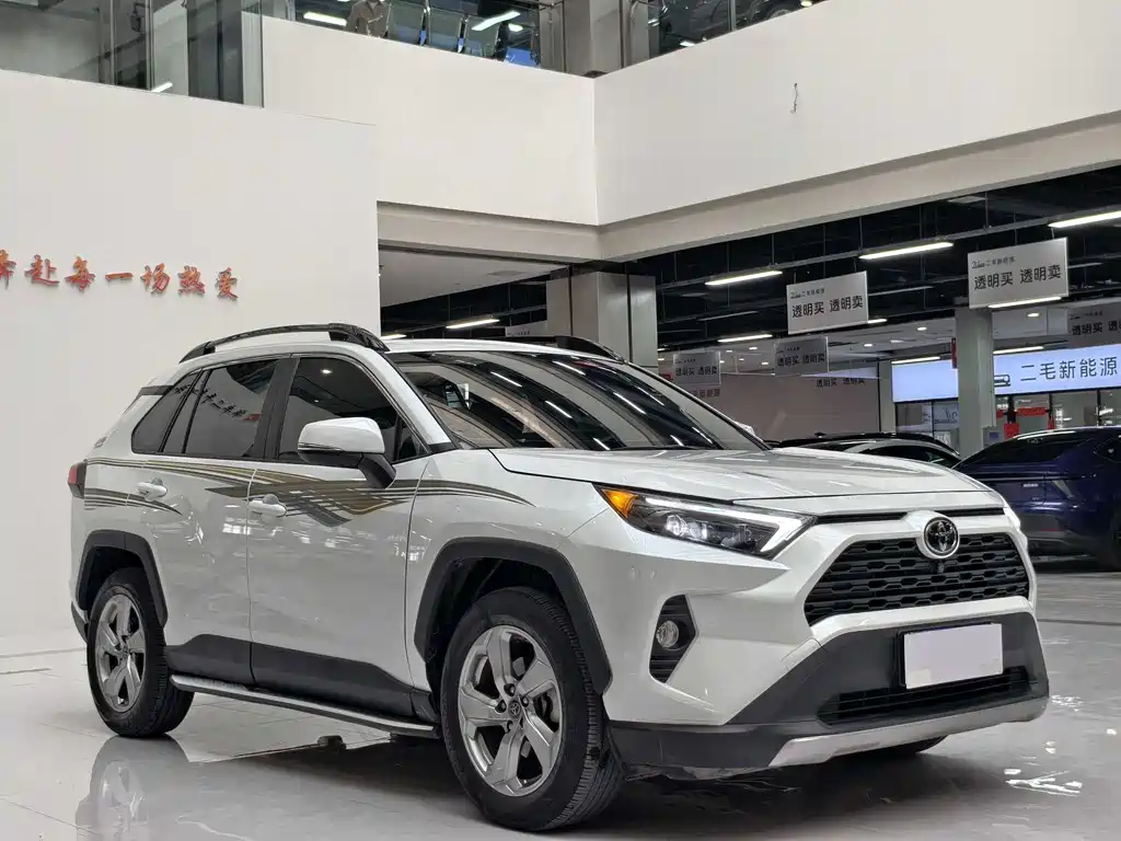RAV4 Rongfang 2021 2.0L CVT four-wheel drive fashion version купить на сайте DeffCars