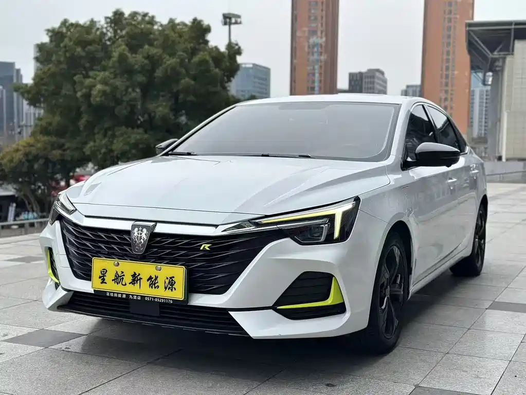 Roewe i6 MAX New Energy 2021 1.5T PHEV Online Appointment Deluxe Edition купить на сайте DeffCars