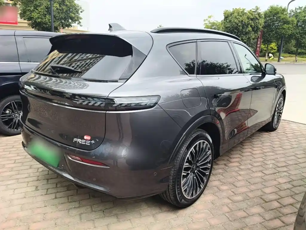 Lantu FREE 2025 FREE+ rear-wheel drive Qiankun version купить на сайте DeffCars