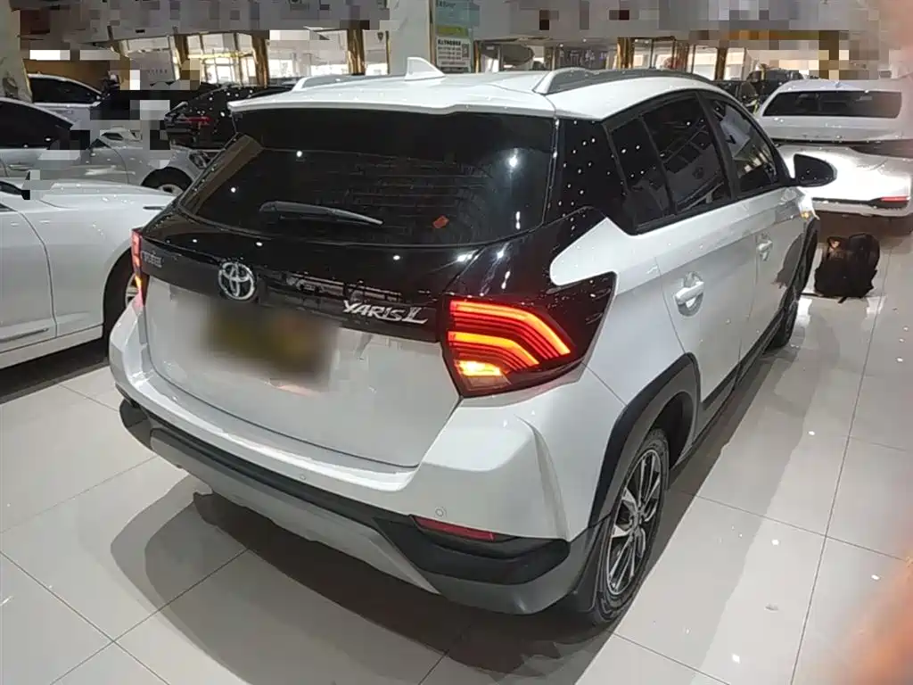 YARiS L Zhixuan 2022 Zhixuan X 1.5L CVT luxury PLUS version купить на сайте DeffCars