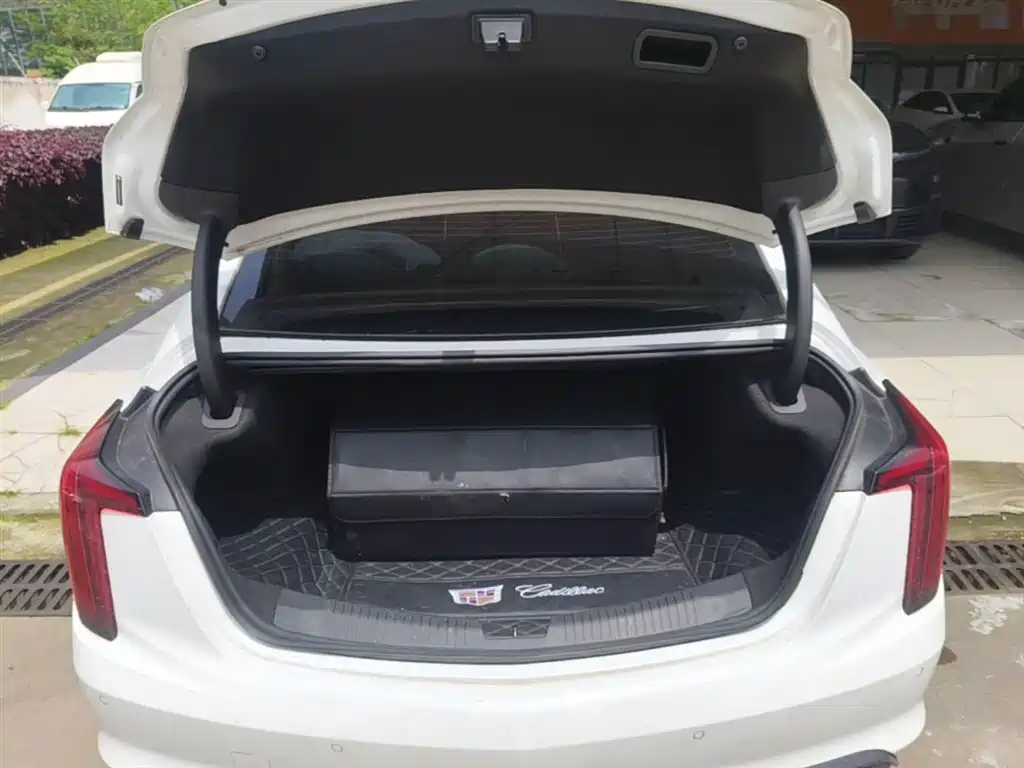 Cadillac CT5 2022 28T luxury model (standard version) купить на сайте DeffCars