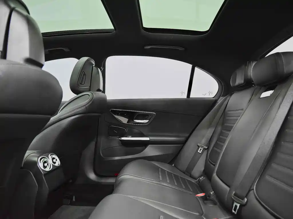 Mercedes-Benz C-Class 2024 C 260 L Sports Edition купить на сайте DeffCars