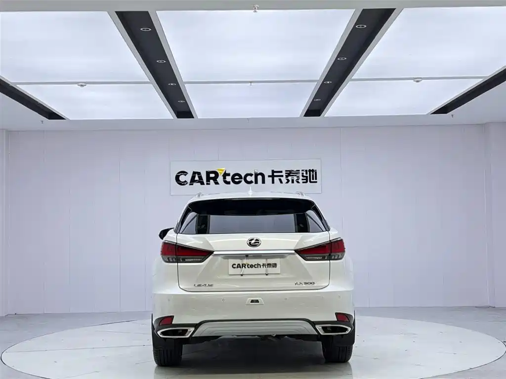 Lexus RX 2020 facelift 300 four-wheel drive elegant version купить на сайте DeffCars