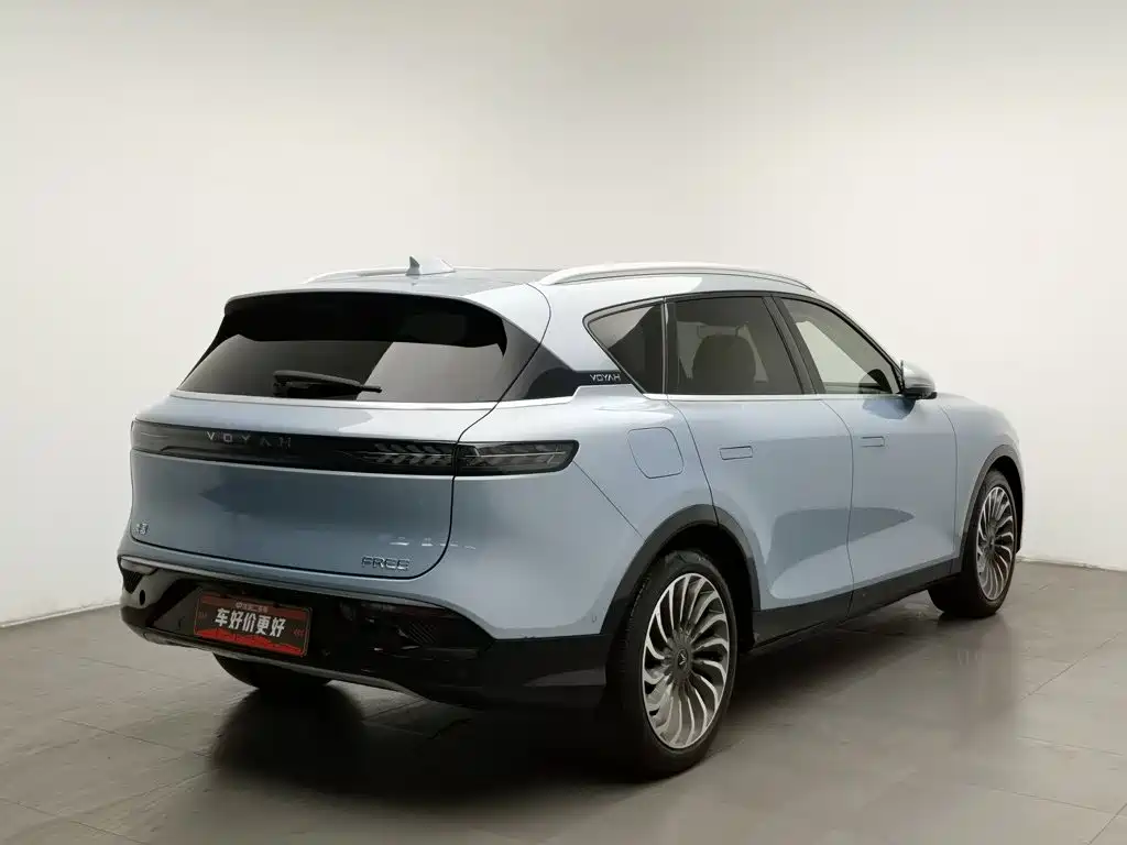 Lantu FREE 2021 four-wheel drive standard extended range exclusive luxury package купить на сайте DeffCars