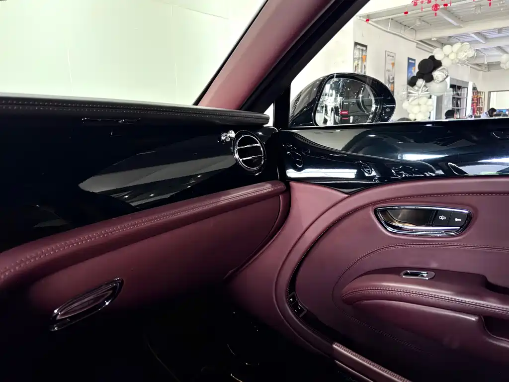 Mulsanne 2011 6.8T Deluxe Edition купить на сайте DeffCars