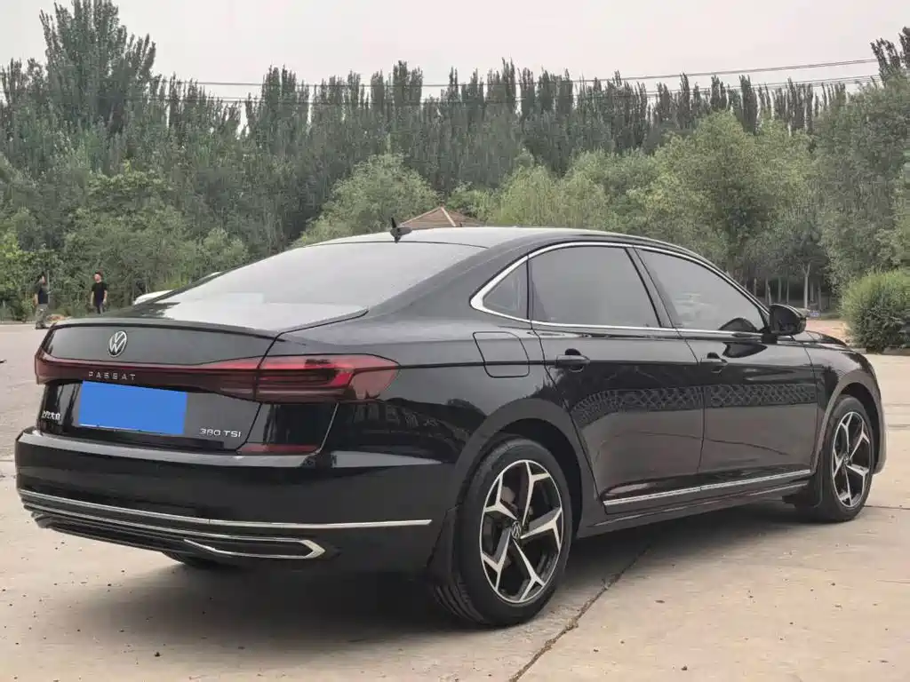 Passat 2025 Outstanding Model 380TSI Dragon Edition купить на сайте DeffCars