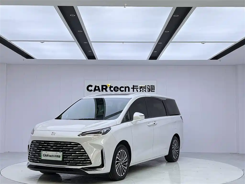 Buick GL8 New Energy 2025 Lu Shang Exclusive Edition купить на сайте DeffCars