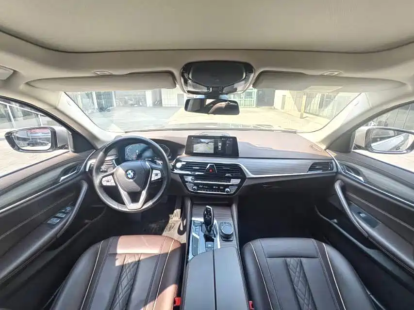 BMW 5 Series 2020 530Li Leading Luxury Package купить на сайте DeffCars