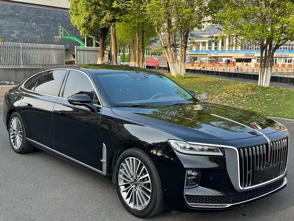 Hongqi H9 2023 2.0T Zhilian Flagship Edition купить на сайте DeffCars
