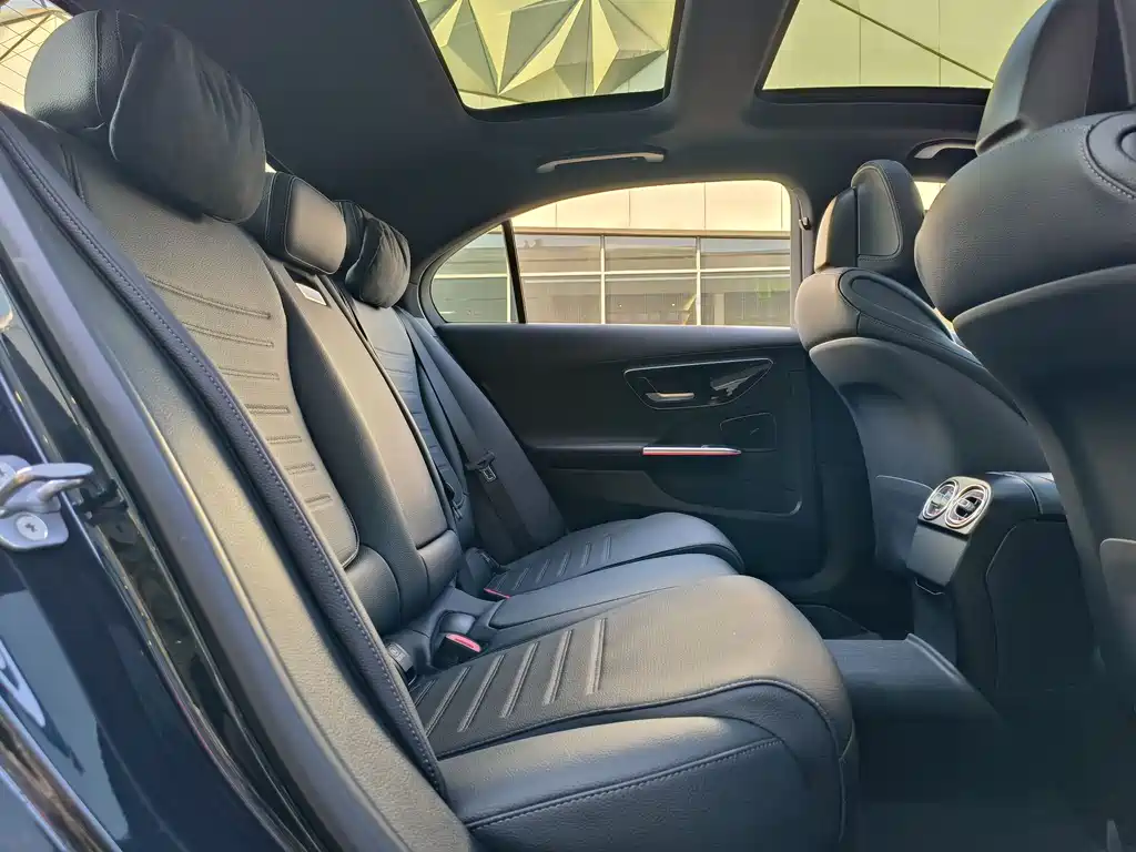 Mercedes-Benz C-Class 2024 facelift three C 260 L sports version купить на сайте DeffCars